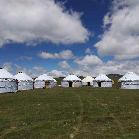 Yurt Camp Muras In Song Kol Lake Ξενοδοχείο Kochkor Εξωτερικό φωτογραφία