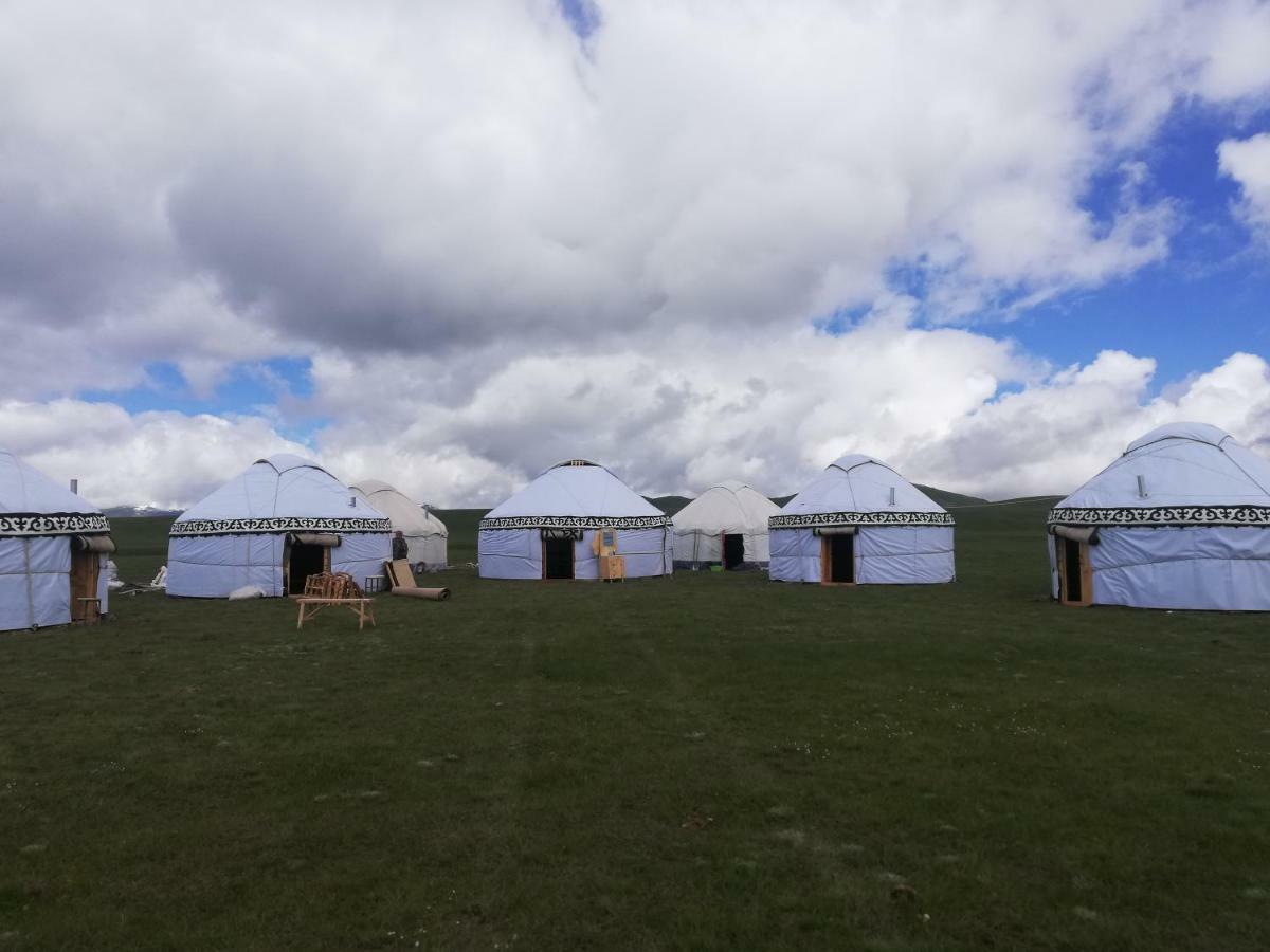 Yurt Camp Muras In Song Kol Lake Ξενοδοχείο Kochkor Εξωτερικό φωτογραφία