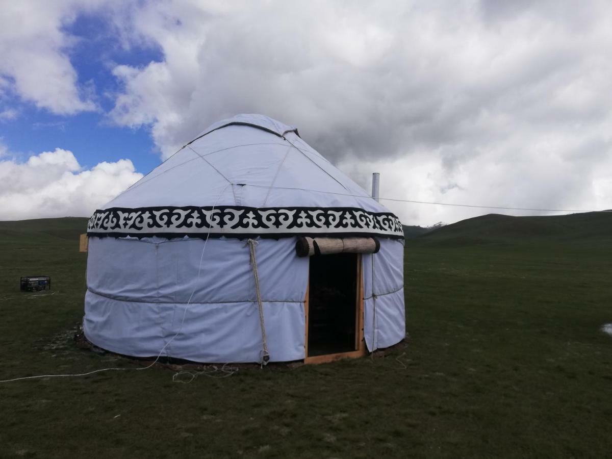 Yurt Camp Muras In Song Kol Lake Ξενοδοχείο Kochkor Εξωτερικό φωτογραφία