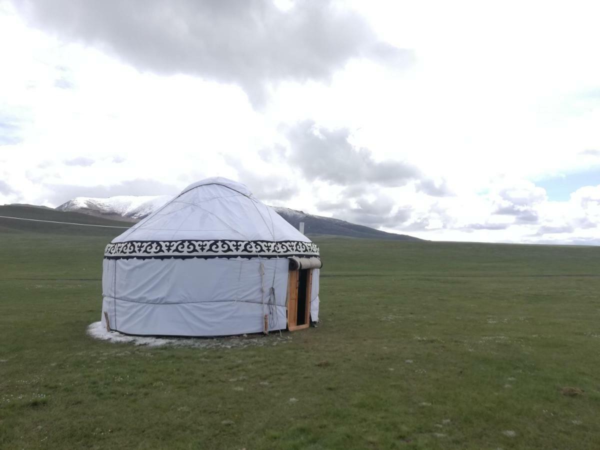 Yurt Camp Muras In Song Kol Lake Ξενοδοχείο Kochkor Εξωτερικό φωτογραφία