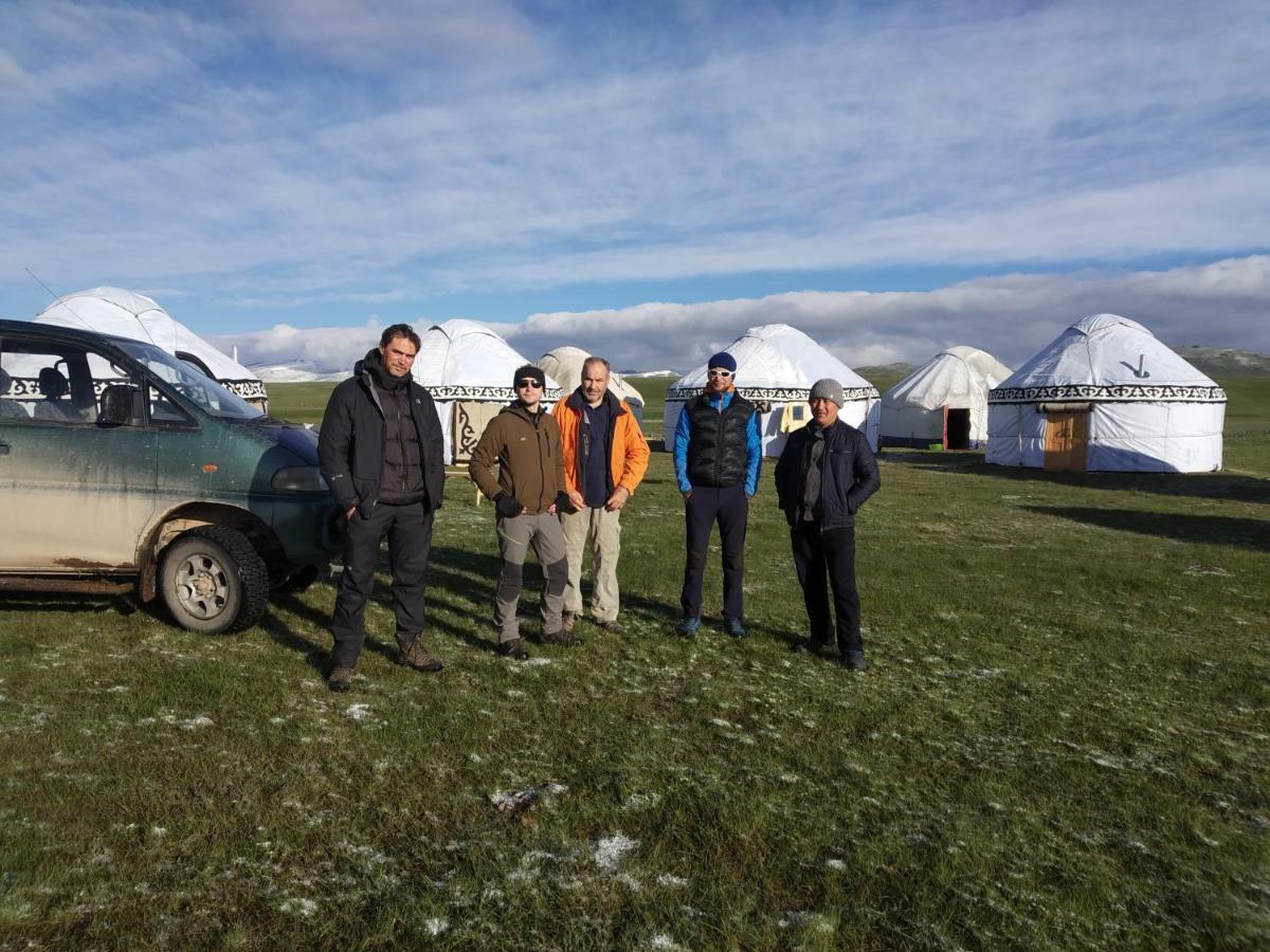 Yurt Camp Muras In Song Kol Lake Ξενοδοχείο Kochkor Εξωτερικό φωτογραφία