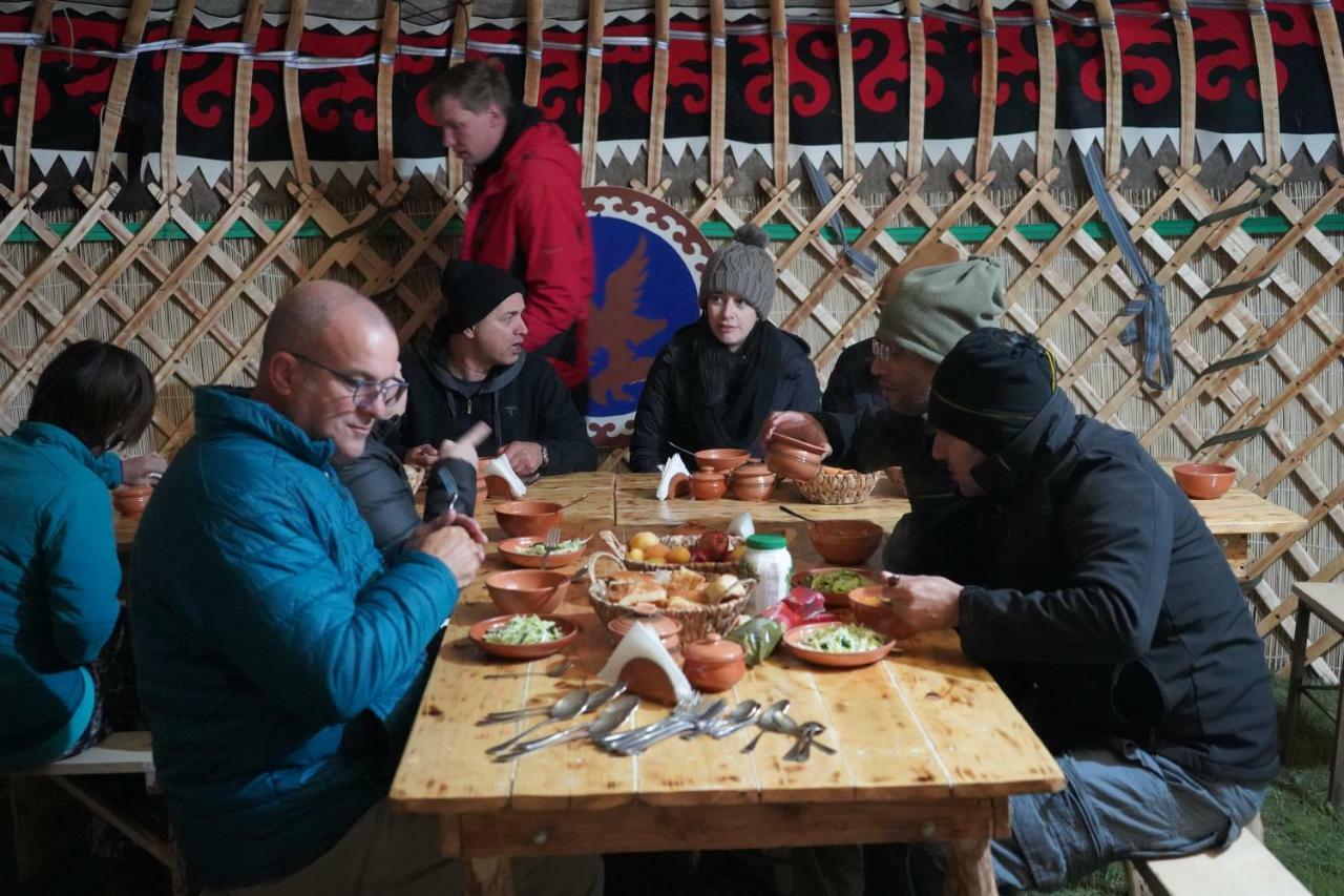 Yurt Camp Muras In Song Kol Lake Ξενοδοχείο Kochkor Εξωτερικό φωτογραφία