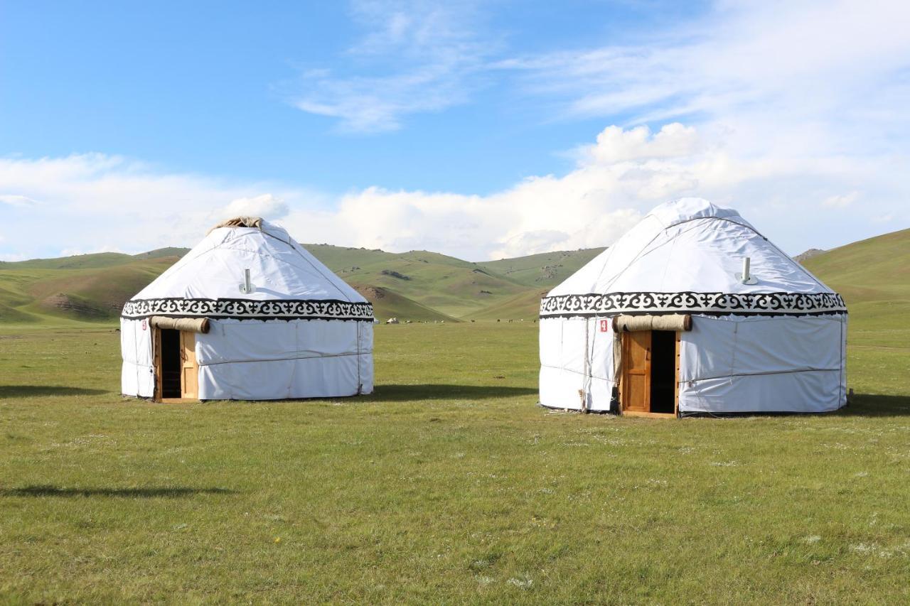 Yurt Camp Muras In Song Kol Lake Ξενοδοχείο Kochkor Εξωτερικό φωτογραφία